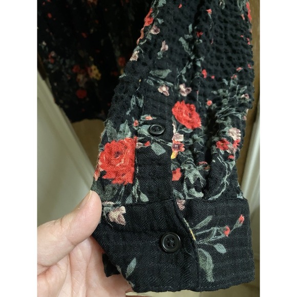 Torrid Emma Crinkle Gauze Long Sleeve Tunic Top Size 3 Black Floral Flowy Peplum - Picture 7 of 16